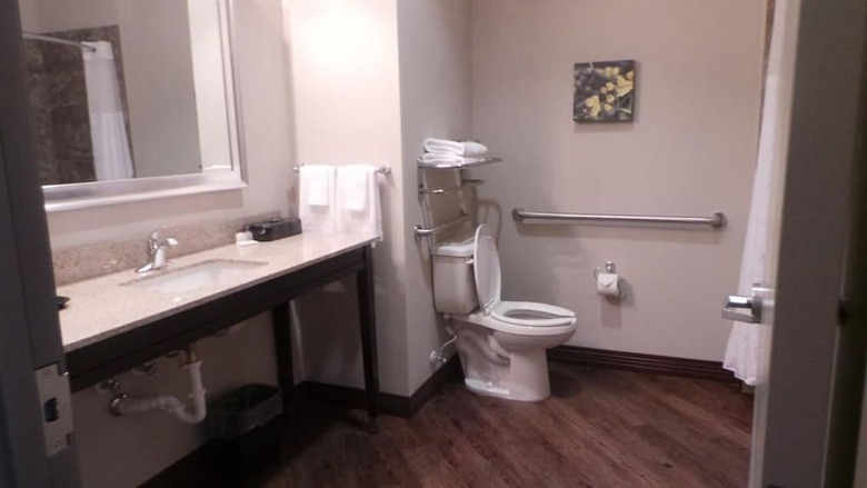Oakwood Suites Hotel