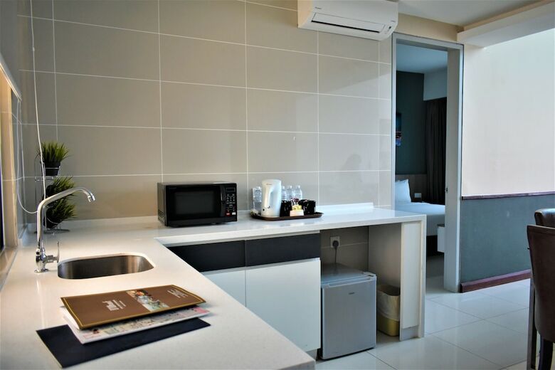 D'wharf Hotel & Serviced Residence