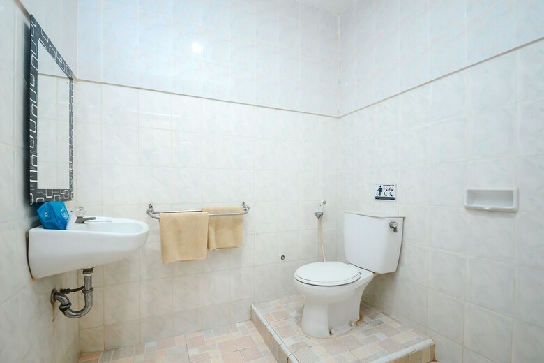 Hotel Airy Wajo Tanimbar 8 Makassar