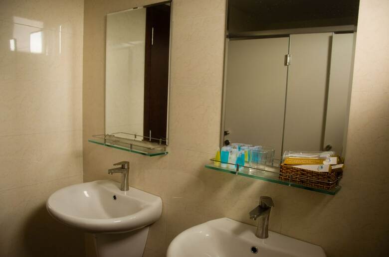 Hostal Epin Hotel - Hostel