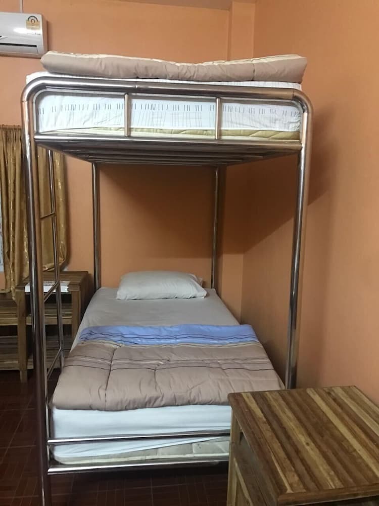 Hostal Soutchai Pakse Backpacker Hostel