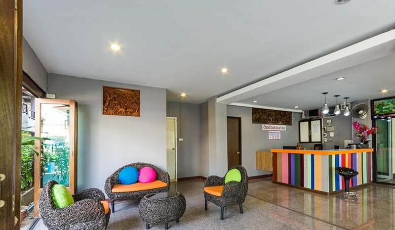 Hotel W Hostel