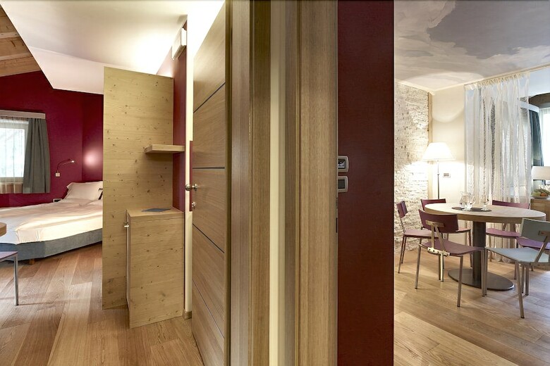 Residencia Color Home Suite Apartments