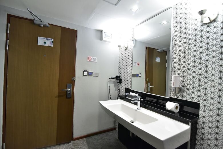 Hotel The Three Hat Yai