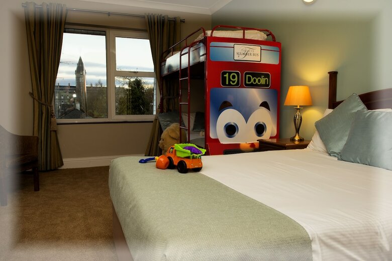 Hotel Treacy's West County Conference & Leisure Centre