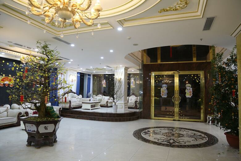 Tuyet Son Hotel