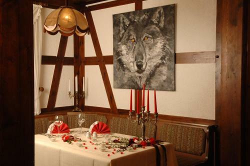 Hostal Hotel Zur Wolfsschlucht - Das Wolfshotel Am Arendsee