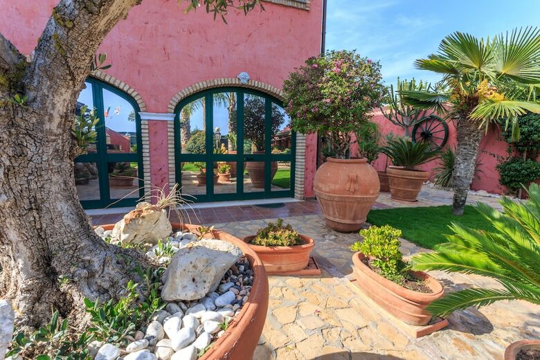 Holiday Apartment Villa Flumini