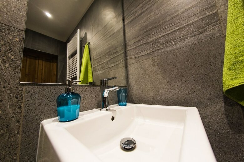 Freedom Rooms And Apartments