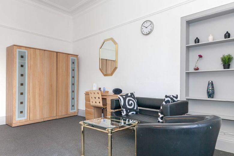 Hotel Oakshaw Guesthouse - Glasgow Airport