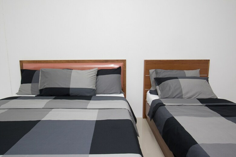 I-home Residence And Hotel