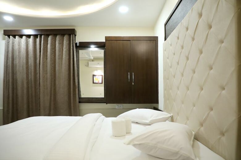Hotel Anmol Classic