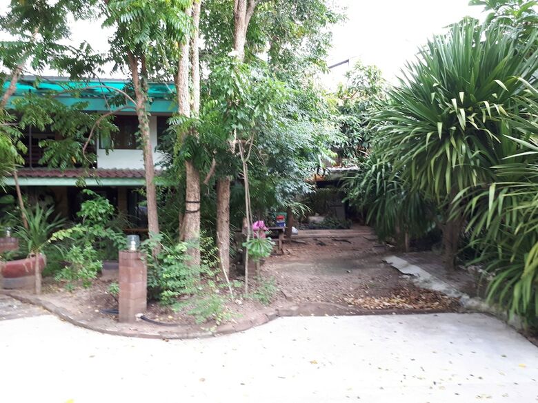 Hotel Bankitsada Homestay