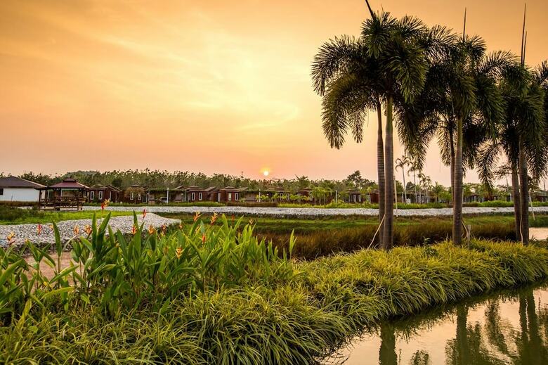 Hotel Prew Lom Chom Nam