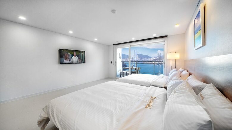 Hotel Yeosu Sunhill Spa Pension