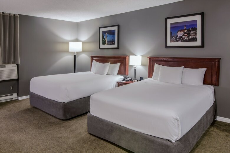 Hotel Faubourg Montreal Downtown Hotel 183492