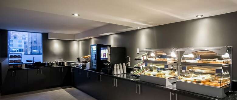 Hotel Faubourg Montreal Downtown Hotel 183492