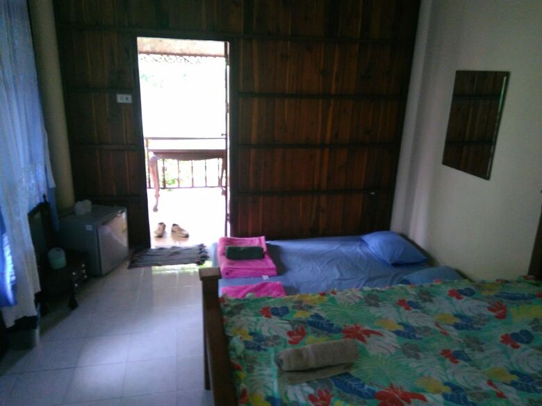 Hotel Rueanphen Homestay