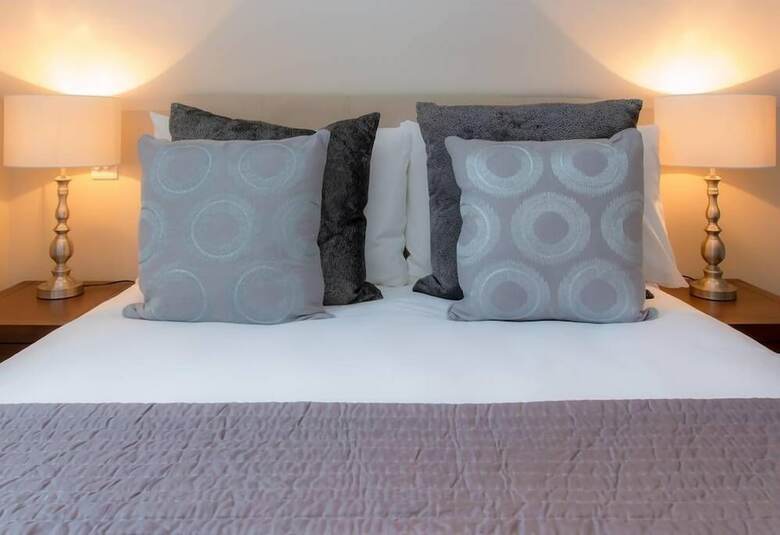Apartamentos Rouge Estate Ealing