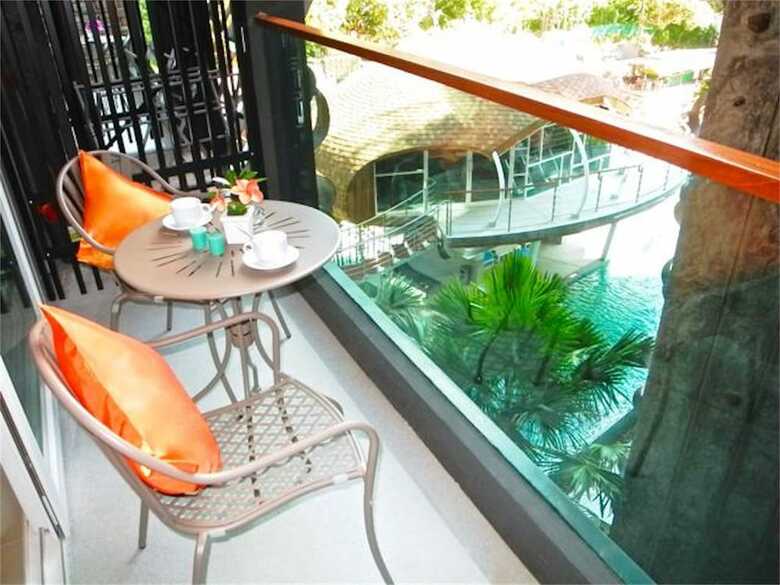 Apartamentos Emerald Patong New Studio With Balcony