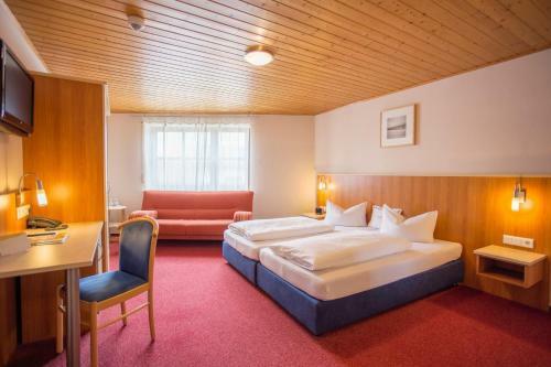 Hostal Landhotel Sch�ll
