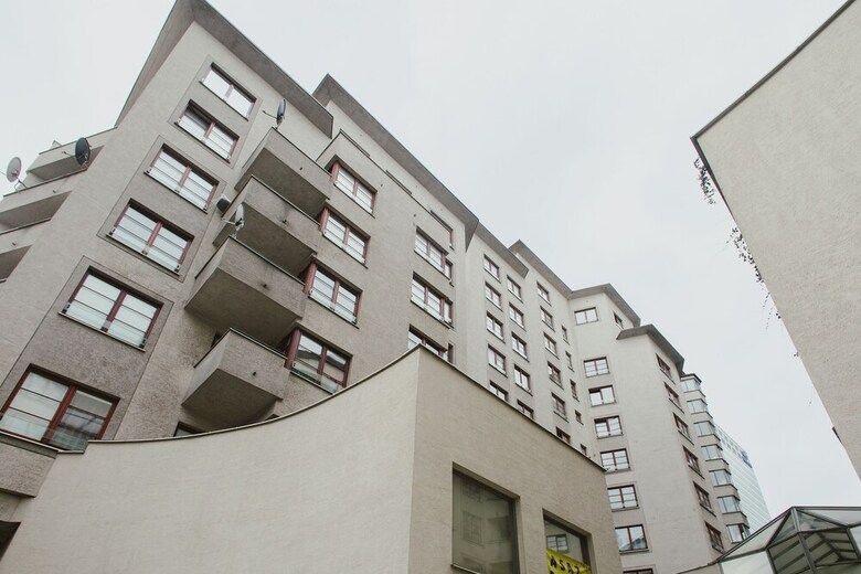Apartamentos Lucka Rooms - Yellow Submarine B24.1