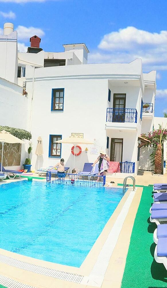 Gumbet Life Hotel