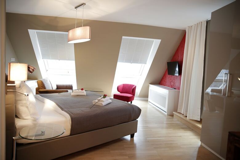 Hotel Kh Apartments