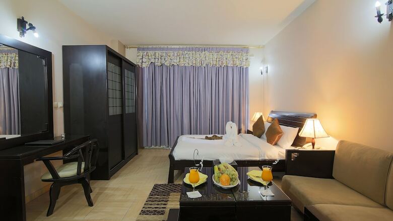 Lilium Hotel