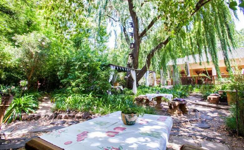 Hotel Hands On Retreat And Sleep Spa Craighall
