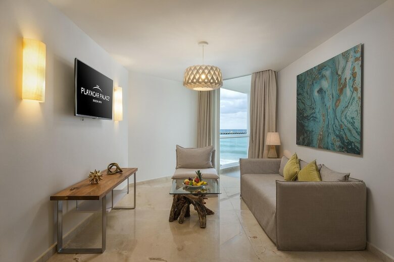 Hotel Playacar Palace