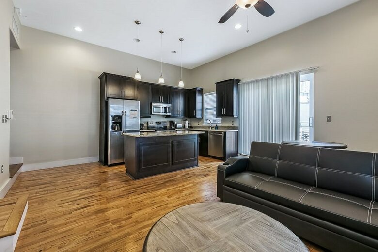 Aparthotel Gorgeous 1br's In Merchant Lofts By Hosteeva