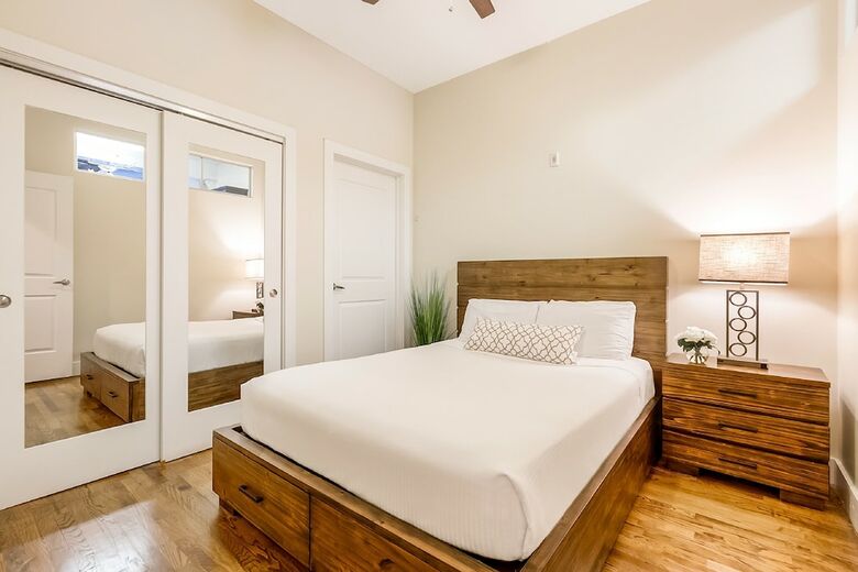 Aparthotel Gorgeous 1br's In Merchant Lofts By Hosteeva