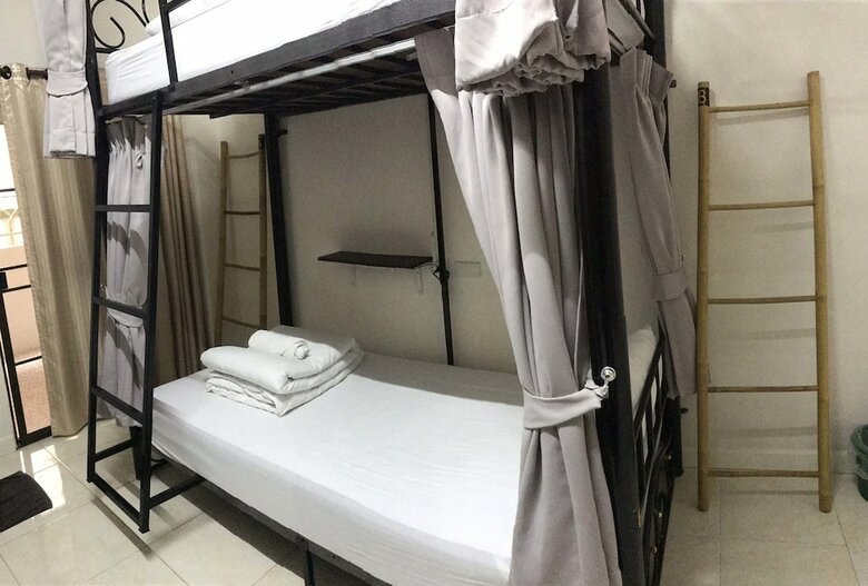 Hostal Varada City