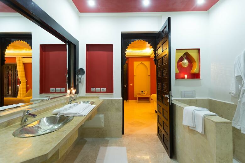 Hotel The Bird Exclusive Guest House & Spa