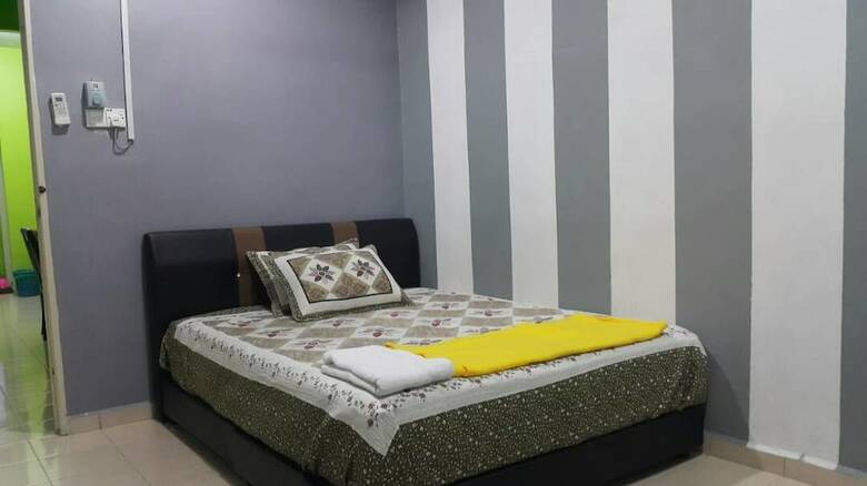 Noor Homestay