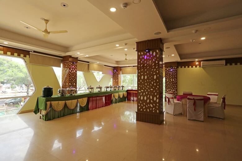 Oyo 3803 Hotel Lal Quila