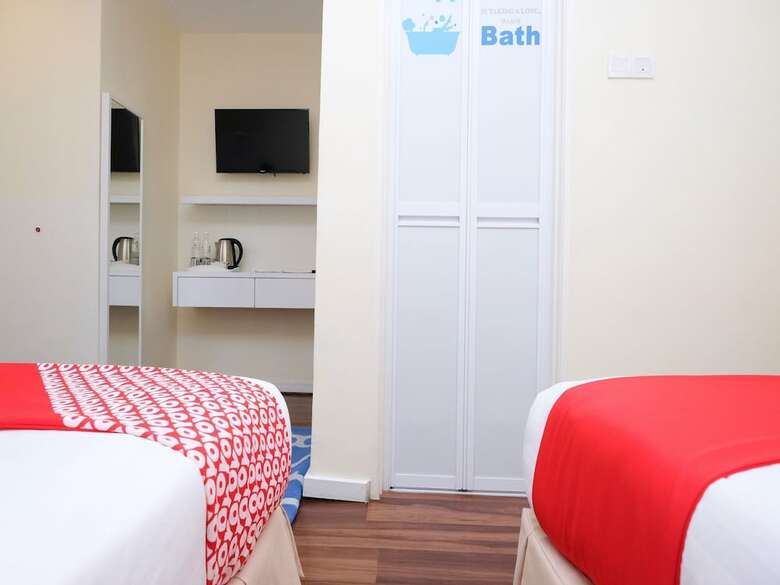 Oyo 762 Ty Hotel