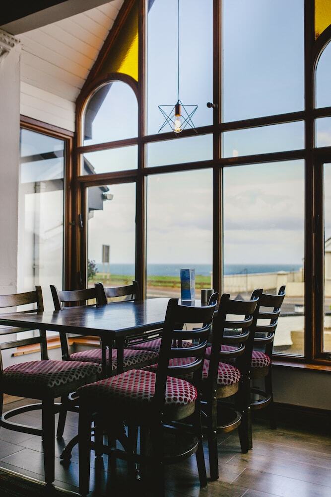 Hotel Inn On The Coast