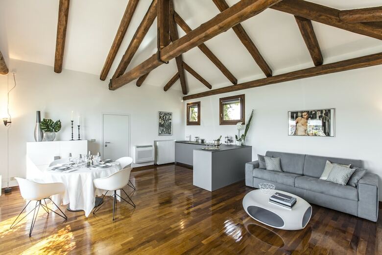 Apartamento Attic Boutique San Marco