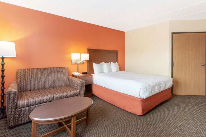 Hotel Americinn By Wyndham Calumet