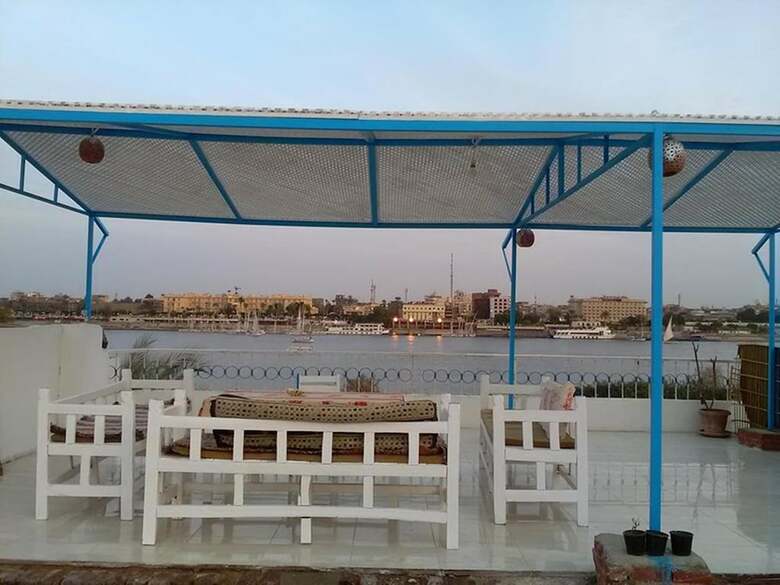 Hotel Luxor Guest House