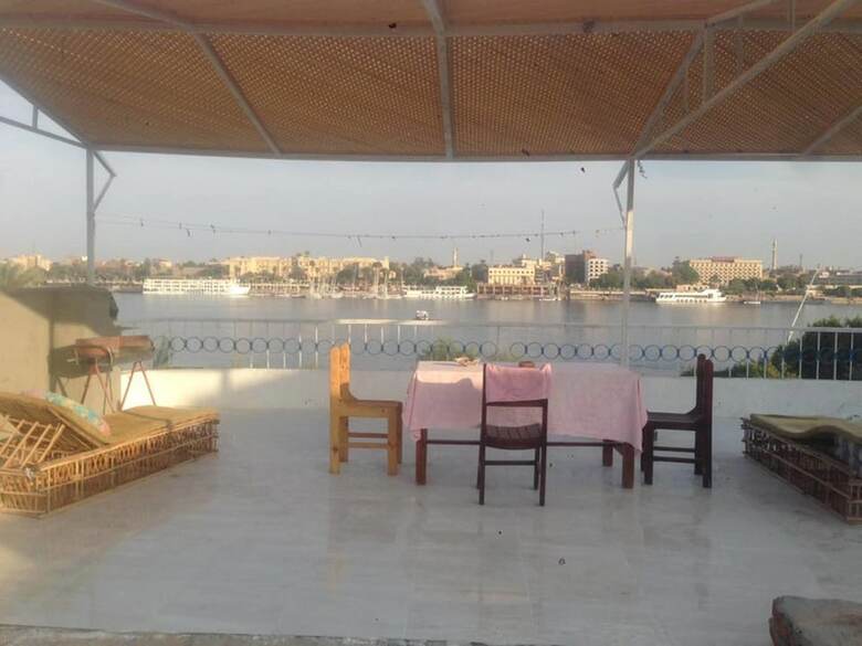 Hotel Luxor Guest House