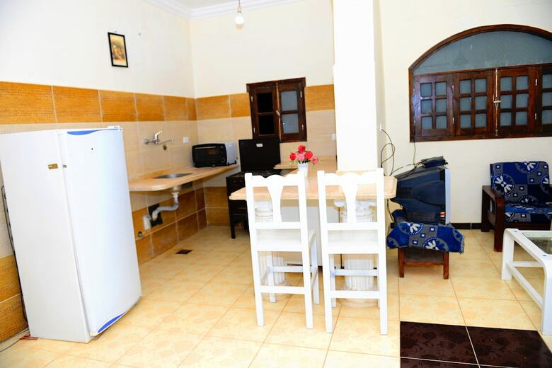 Hotel Luxor Guest House