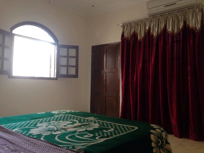 Hotel Luxor Guest House