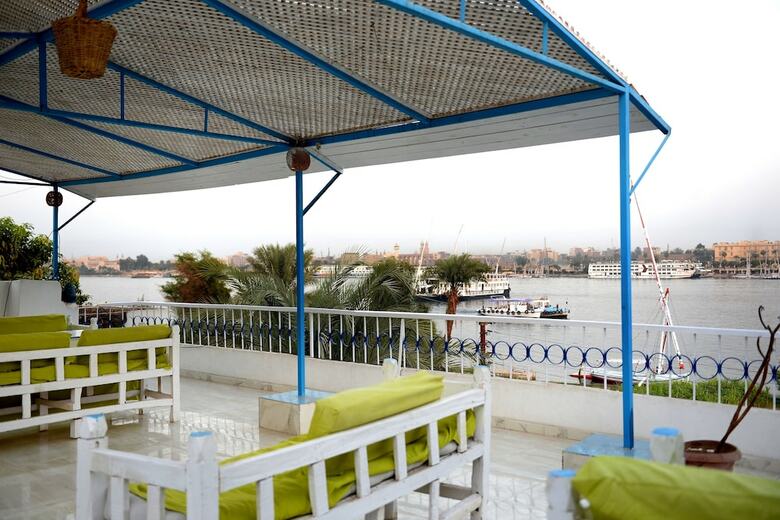 Hotel Luxor Guest House