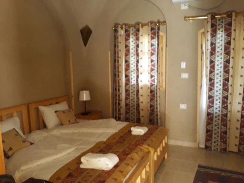 Embrace Hotel