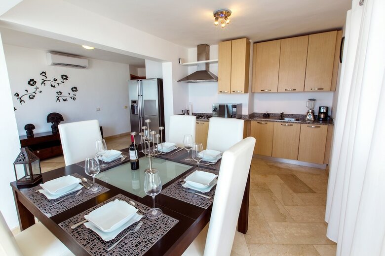 Hotel Beach Bungalows Los Corales Club & Spa