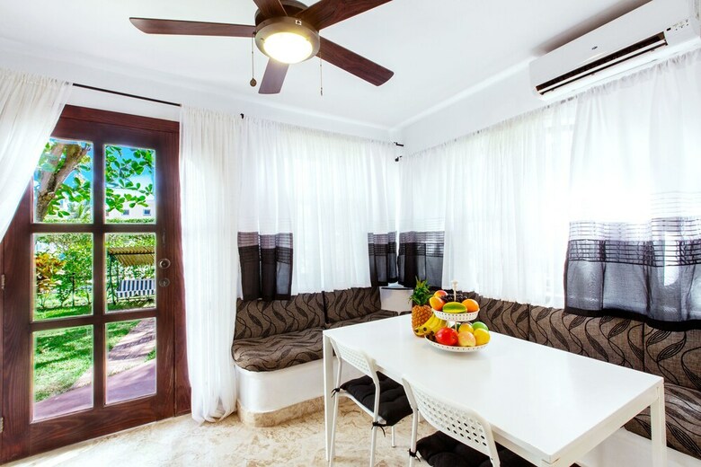 Hotel Beach Bungalows Los Corales Club & Spa