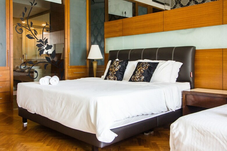 Apartamentos Profolio Straits Quay